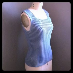 Liz Claiborne blue rib knit tank